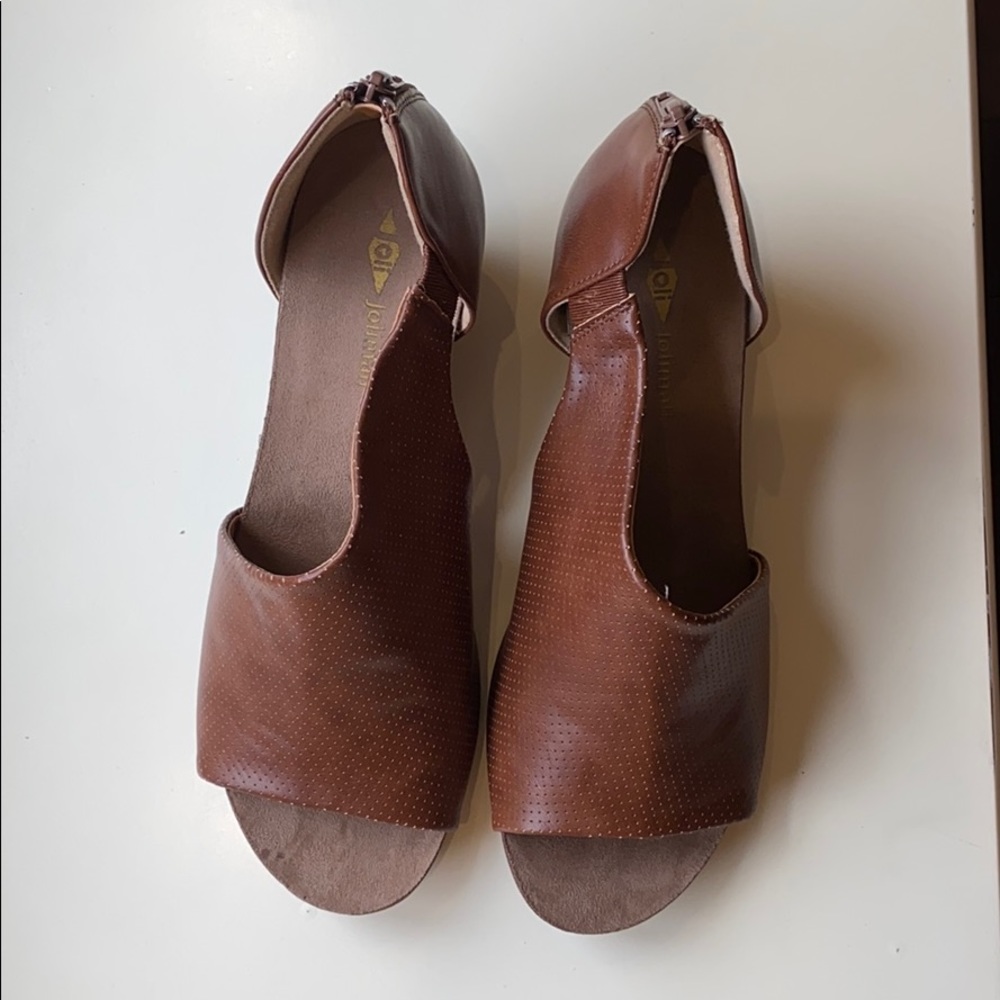 Luggage Brown Open Toe Wedges
